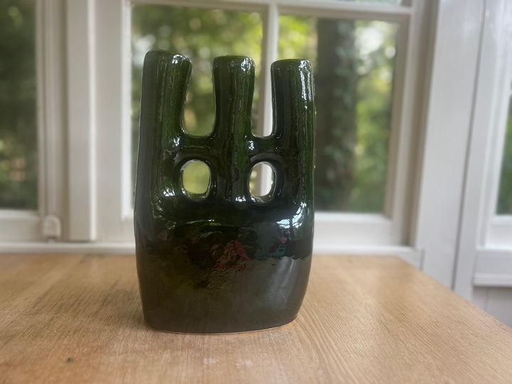 Organic vase green