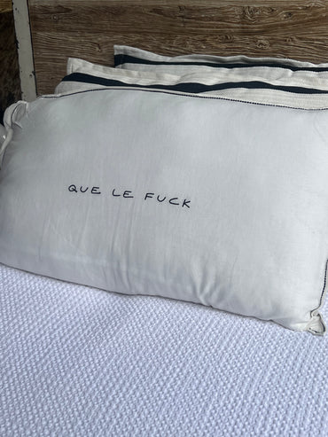 Linnen Pillow + Filling | Que Le Fuck | White