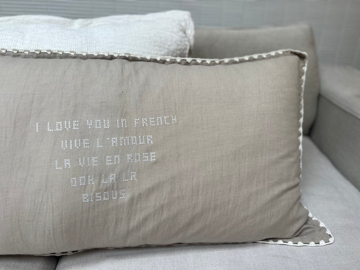 Natural linnen pillow (+ inner) with off white embroidered letters 90 x 50 cm no. 5