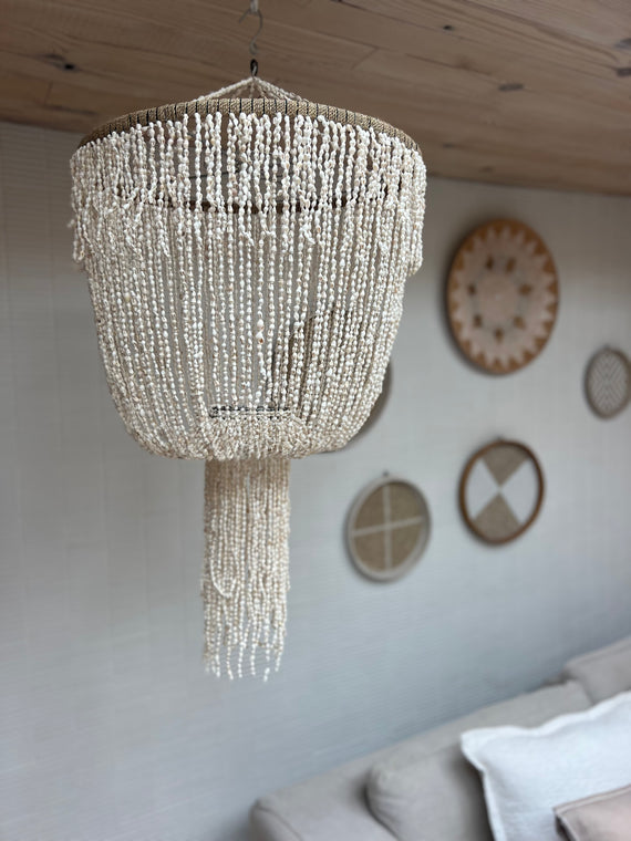 Organic shaped shell lamp