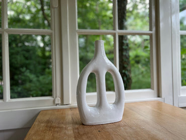 Organic vase white