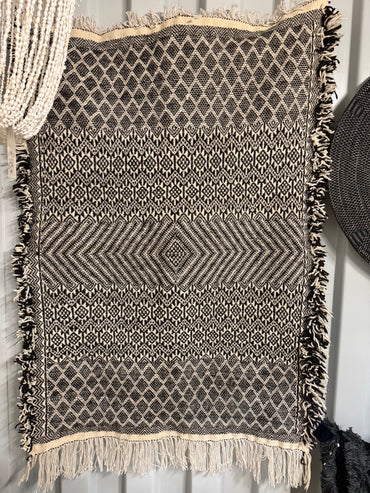 Wall Carpet 100% Berber Wool | Pattern 4